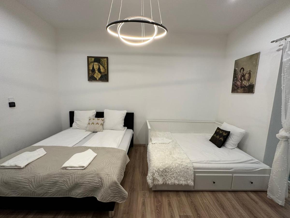 Budapest Garden Apartman エクステリア 写真